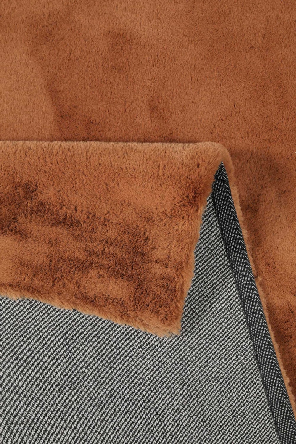 Tapis imitation fourrure lapin doux tufté cuivré 120x170 — vue 4