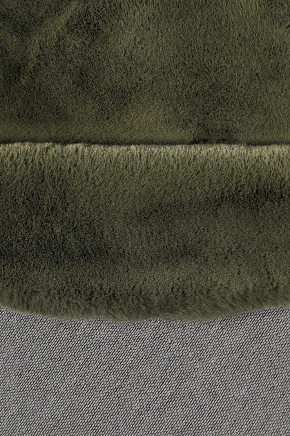Tapis rond imitation fourrure lapin doux tufté vert olive ⌀100 — vue 4