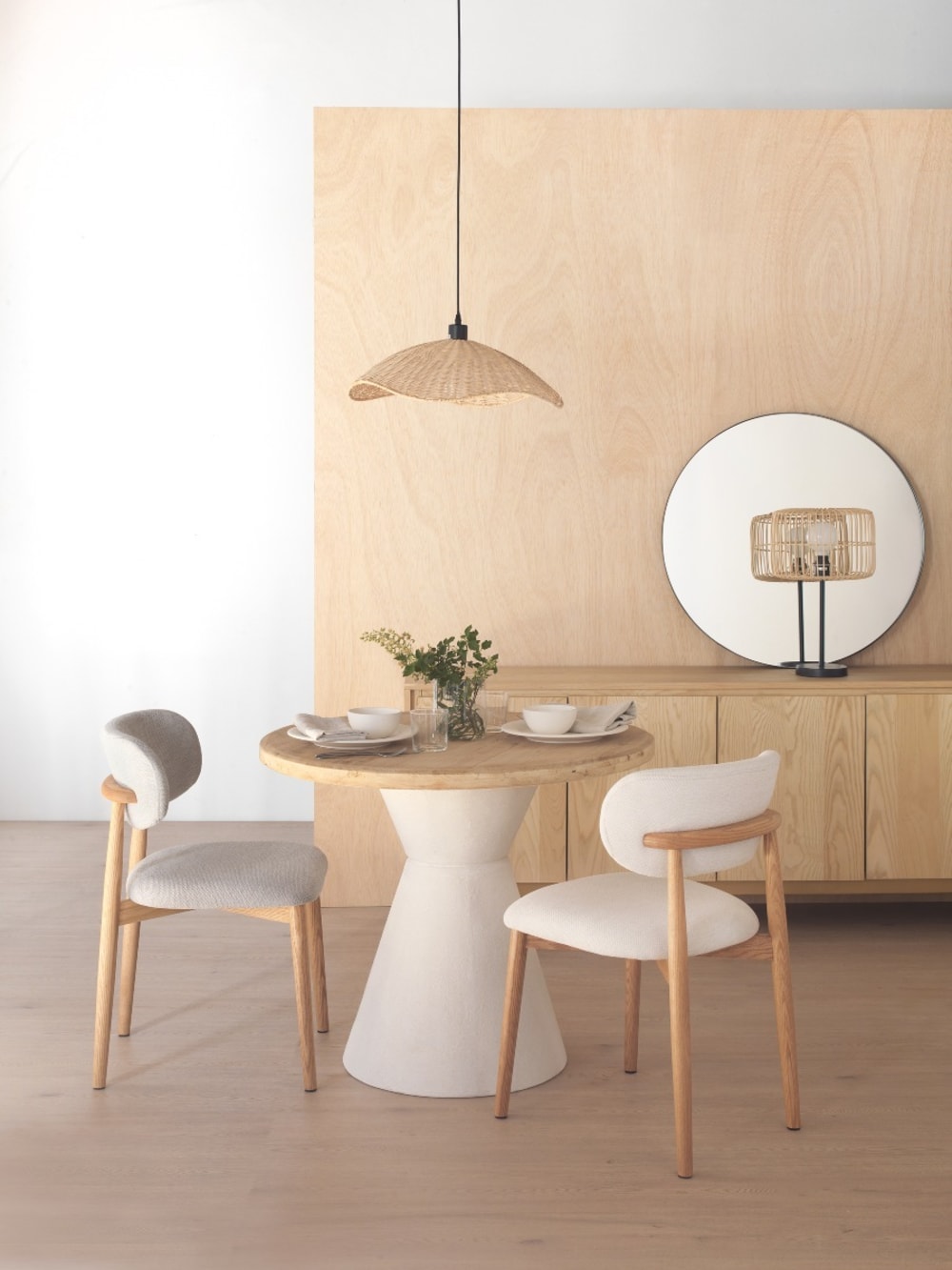 Lot de 4 chaises en bois de chêne naturel tapissées en beige - Maisons du Monde