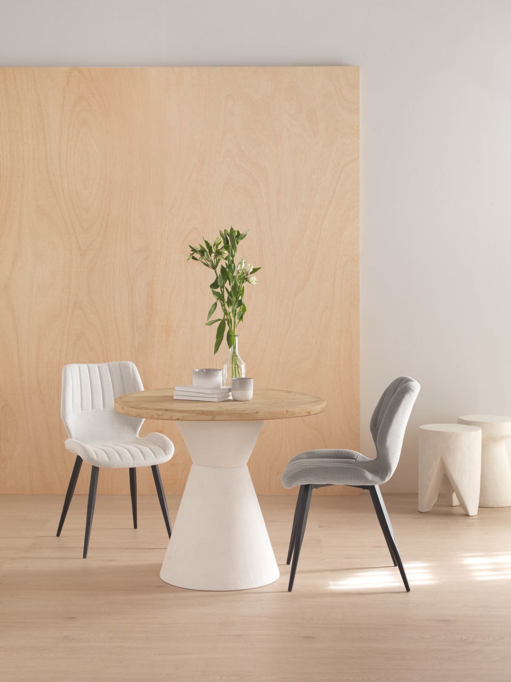 Table d'appoint en polyrésine couleur sable - Maisons du Monde