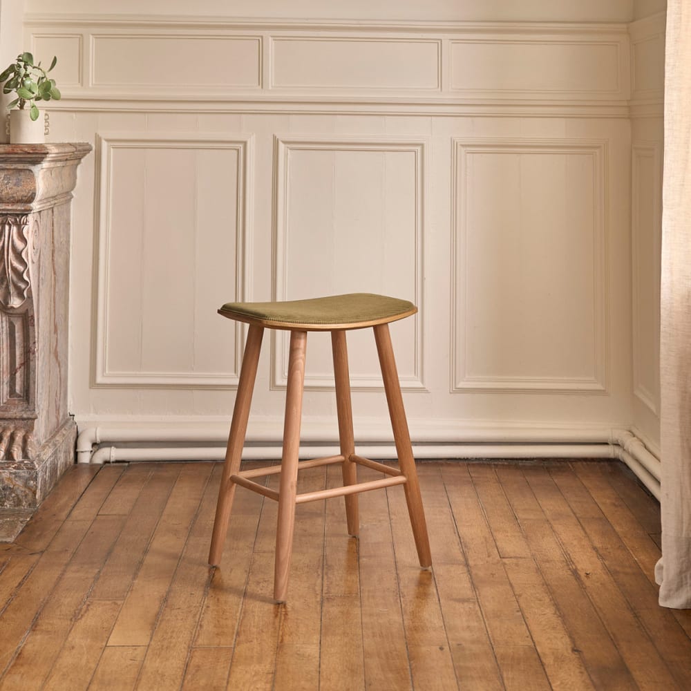 BERAH GETAH Tabouret en teck massif assise velours cotelé 65 cm style contemporain Vert Bois - 48x67x35cm