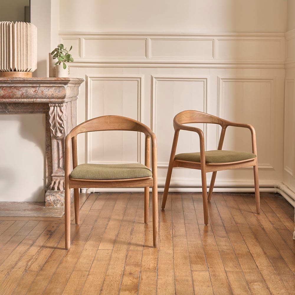 BERAH GETAH Set aus 2 Stühlen aus massivem Teakholz und Sitzfläche aus Cord Khaki style modern Grün