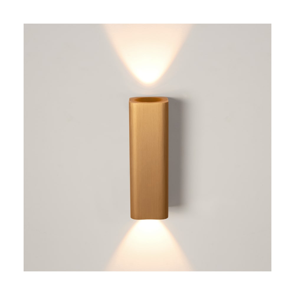 Applique murale rectangulaire LED en métal caramel, 6,5 x 6,5 x 20 cm