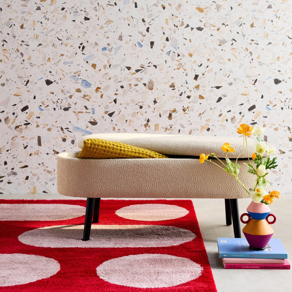 Banc coffre, bout de lit bouclette texturée, beige - Maisons du Monde