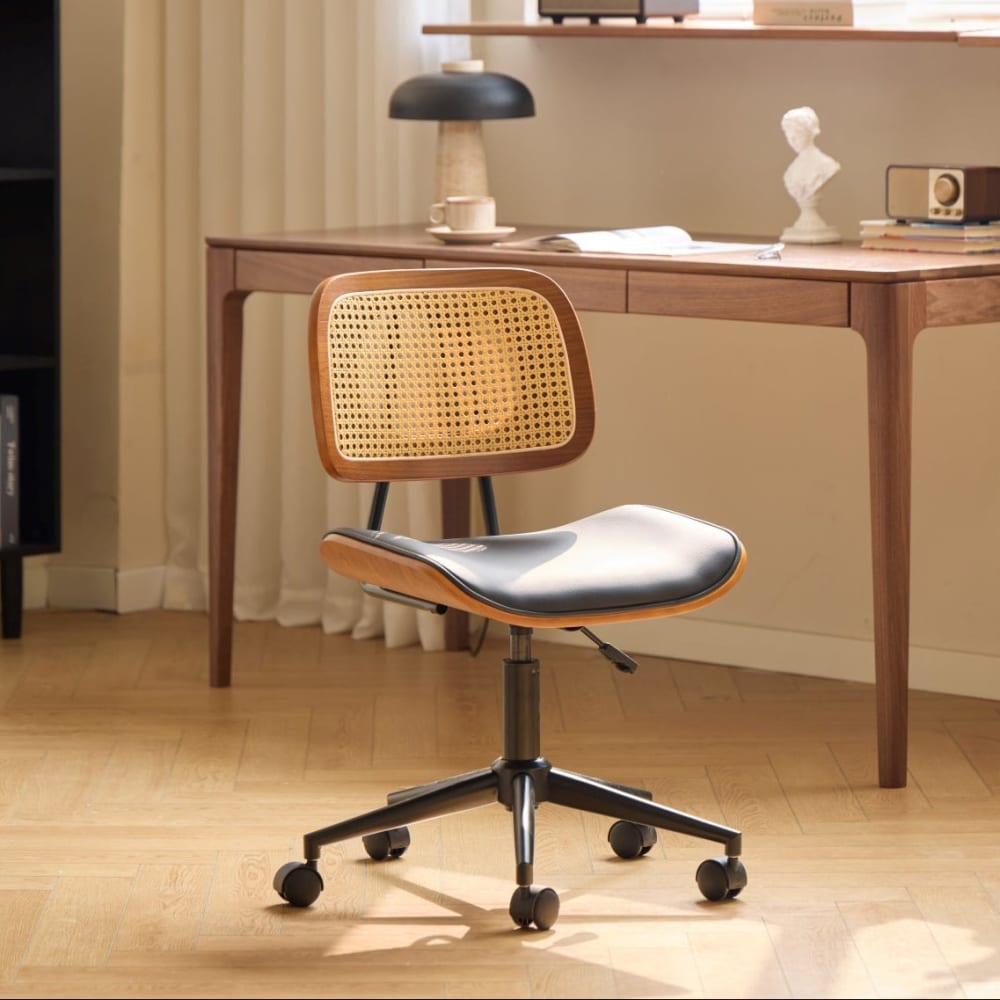 Nordlys Bürostuhl aus Rattan und Kunstleder Schwarz style modern Schwarz Öko-Tex Zertifikat Stoff