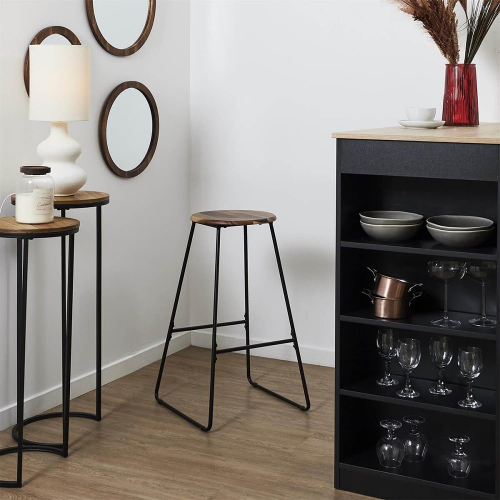 Tabouret de bar en métal filaire noir et assise en acacia - Maisons du Monde