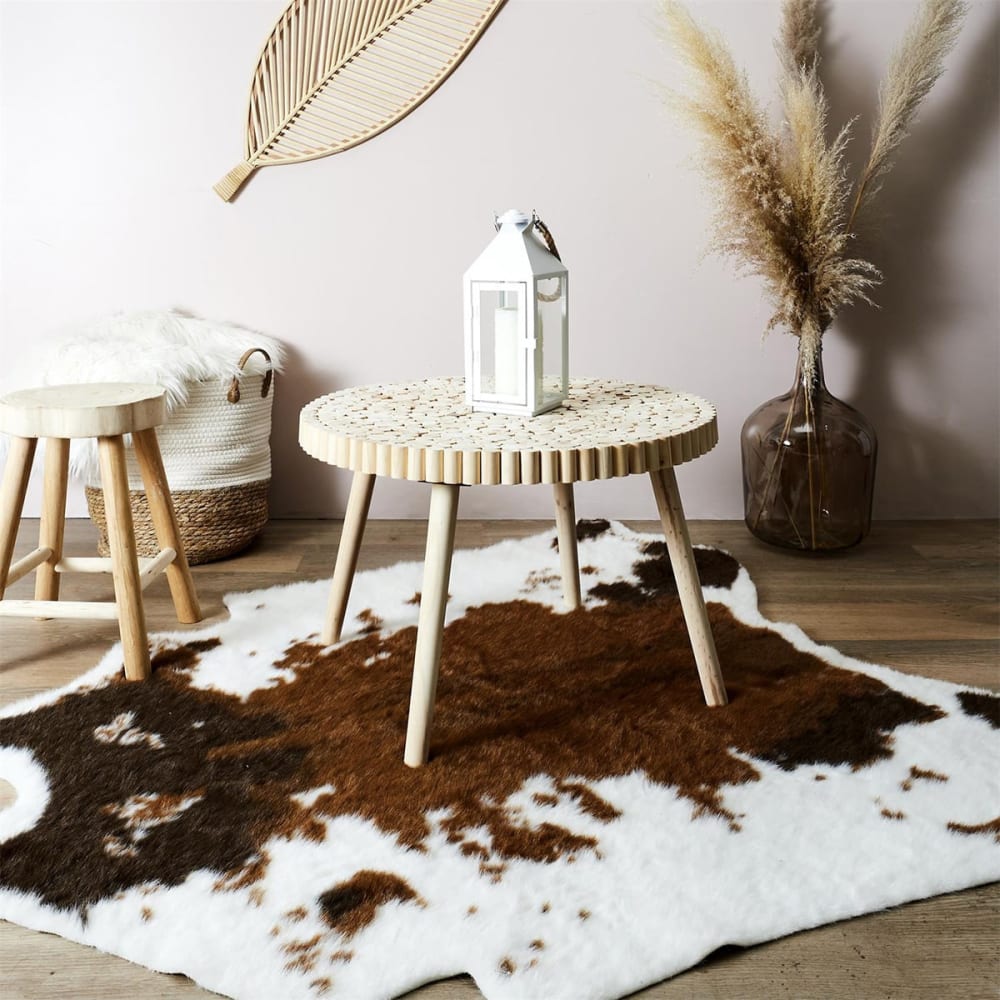 Table basse ronde avec plateau en rondins de bois - Maisons du Monde