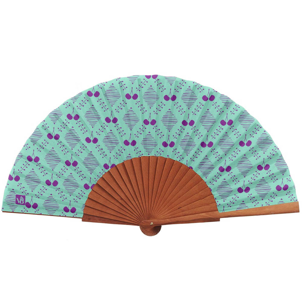 Vent de Bohème Eventail bois de merisier motif cerises mauve style classique chic Violet