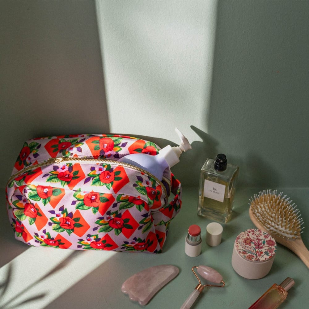 Trousse de toilette velours, 24x16x9 cm, imprimé fleuri lila - Maisons du Monde