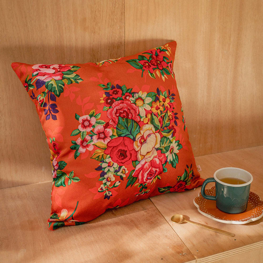 Housse de coussin velours, 45x45 cm, motif fleuri orange - Maisons du Monde