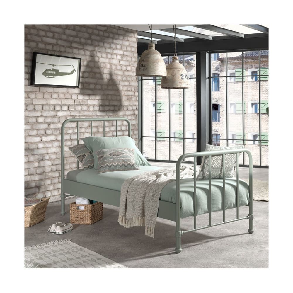 Lit à barreaux 90x200cm métal poudré vert olive - Maisons du Monde