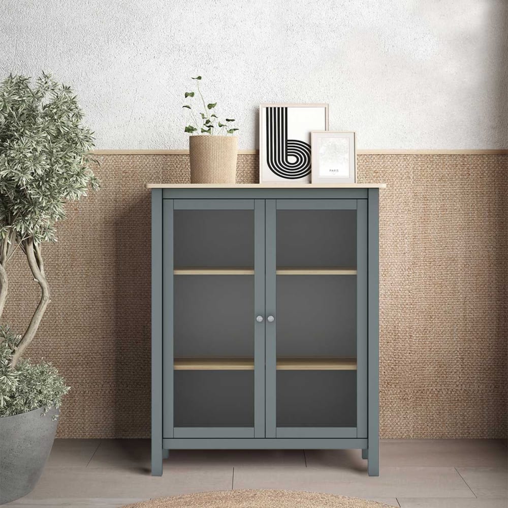 Vitrine basse 2 portes en pin massif vert céladon