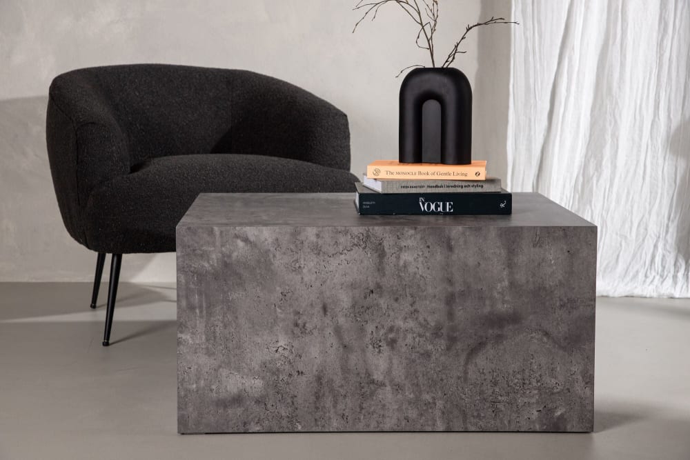Table basse effet bois de couleur gris foncé
