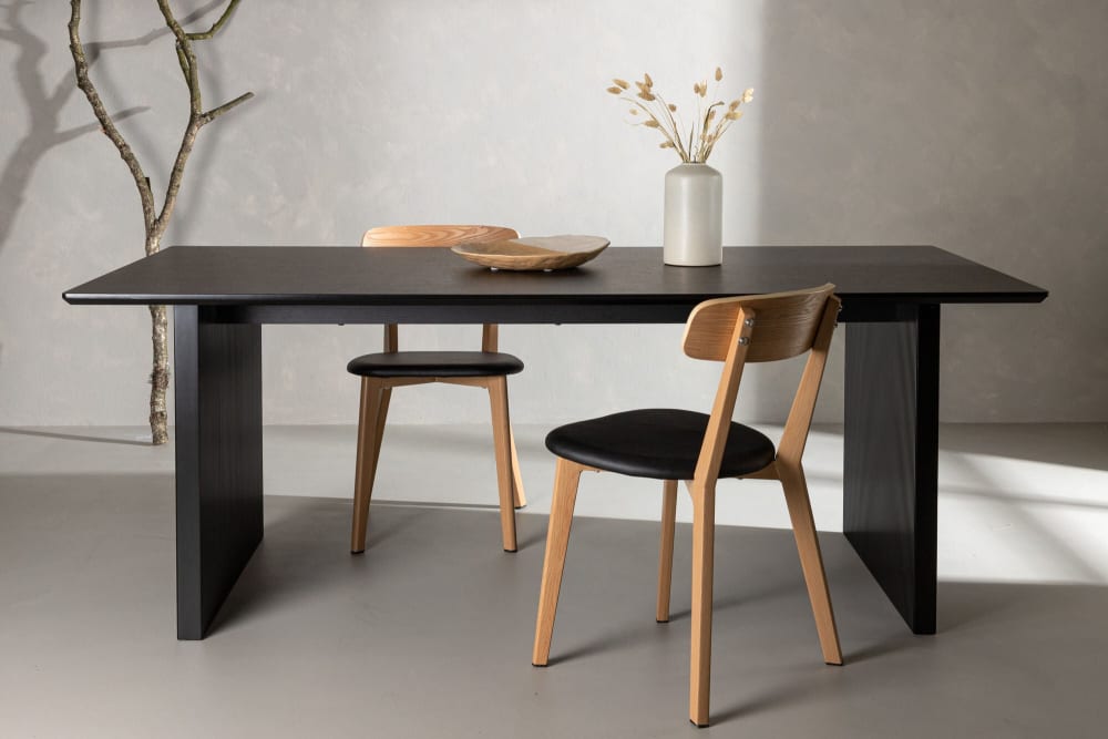 Table de salle à manger rectangulaire noire effet bois - Maisons du Monde