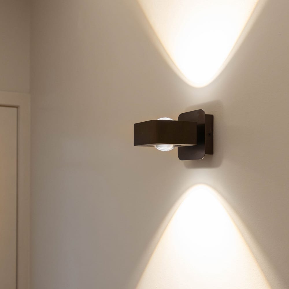Applique murale carrée en métal brun — vue 4