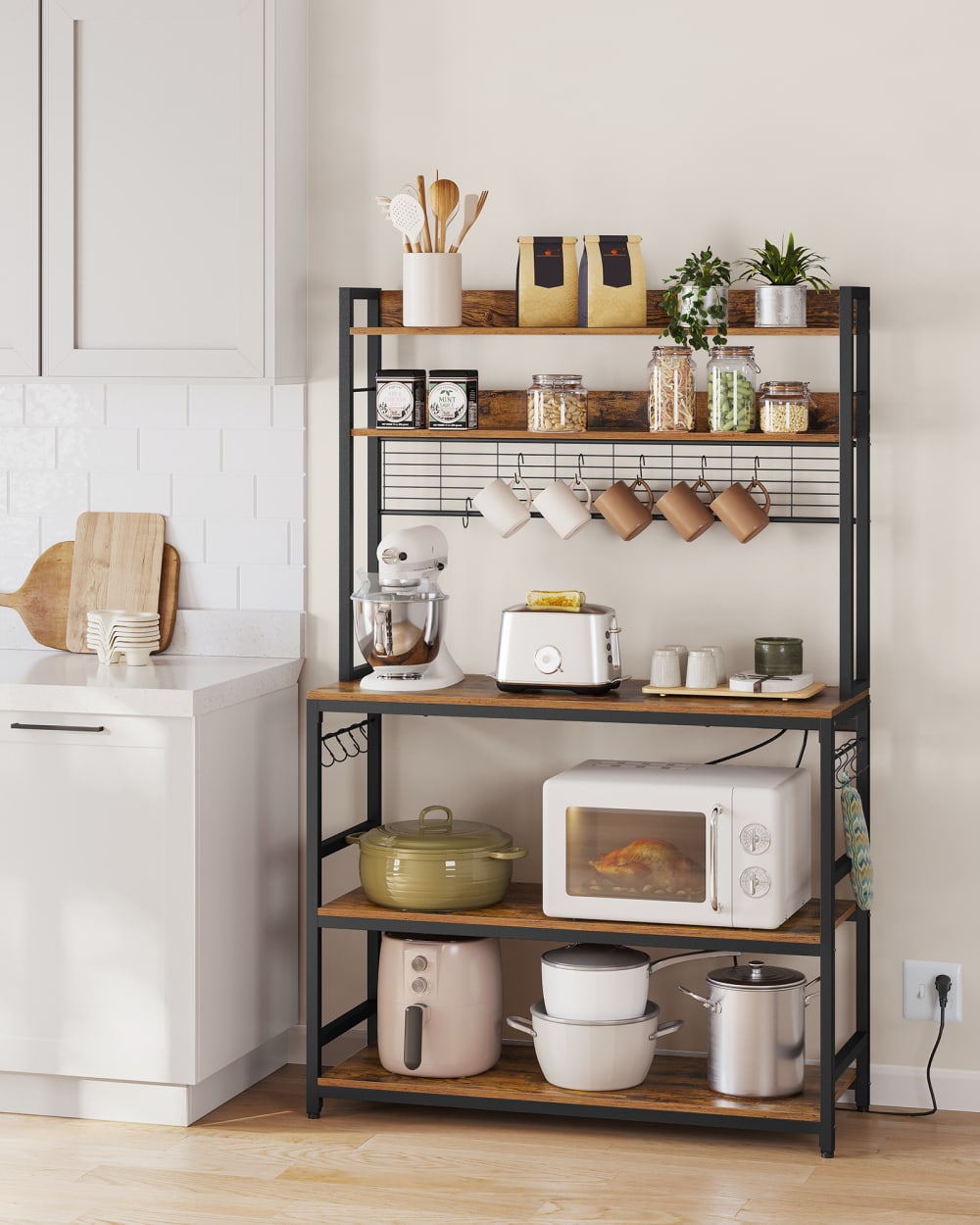 Étagère de cuisine avec multiprise avec panneau grillagé marron