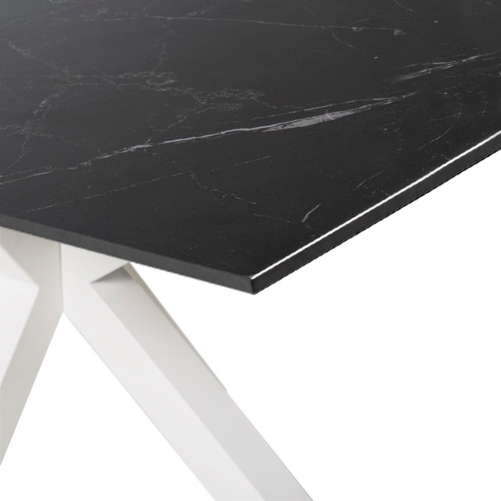 Esstisch aus Keramik 160 cm mit weißen Beinen, schwarz - Maisons