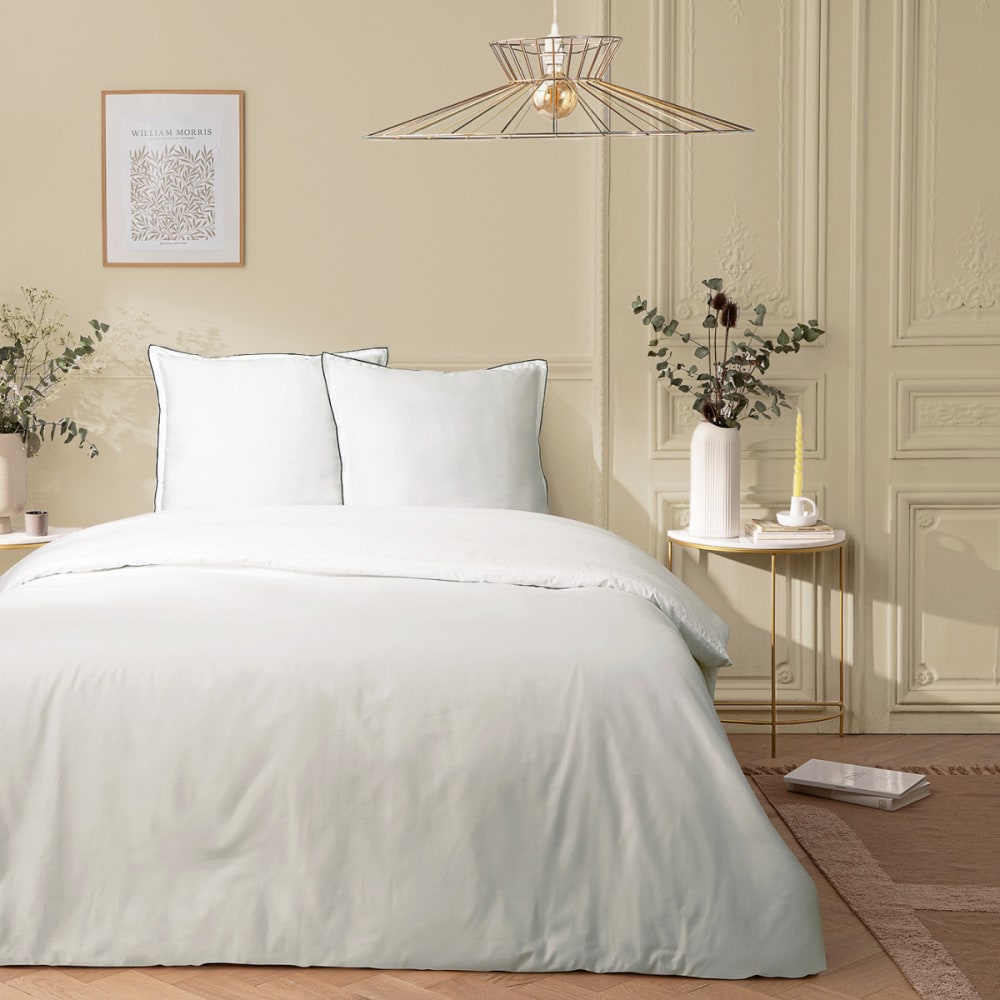 Parure de lit 2 personnes en satin de coton unie 260x240cm Parure de lit 2 personnes en satin de coton unie 260x240cm