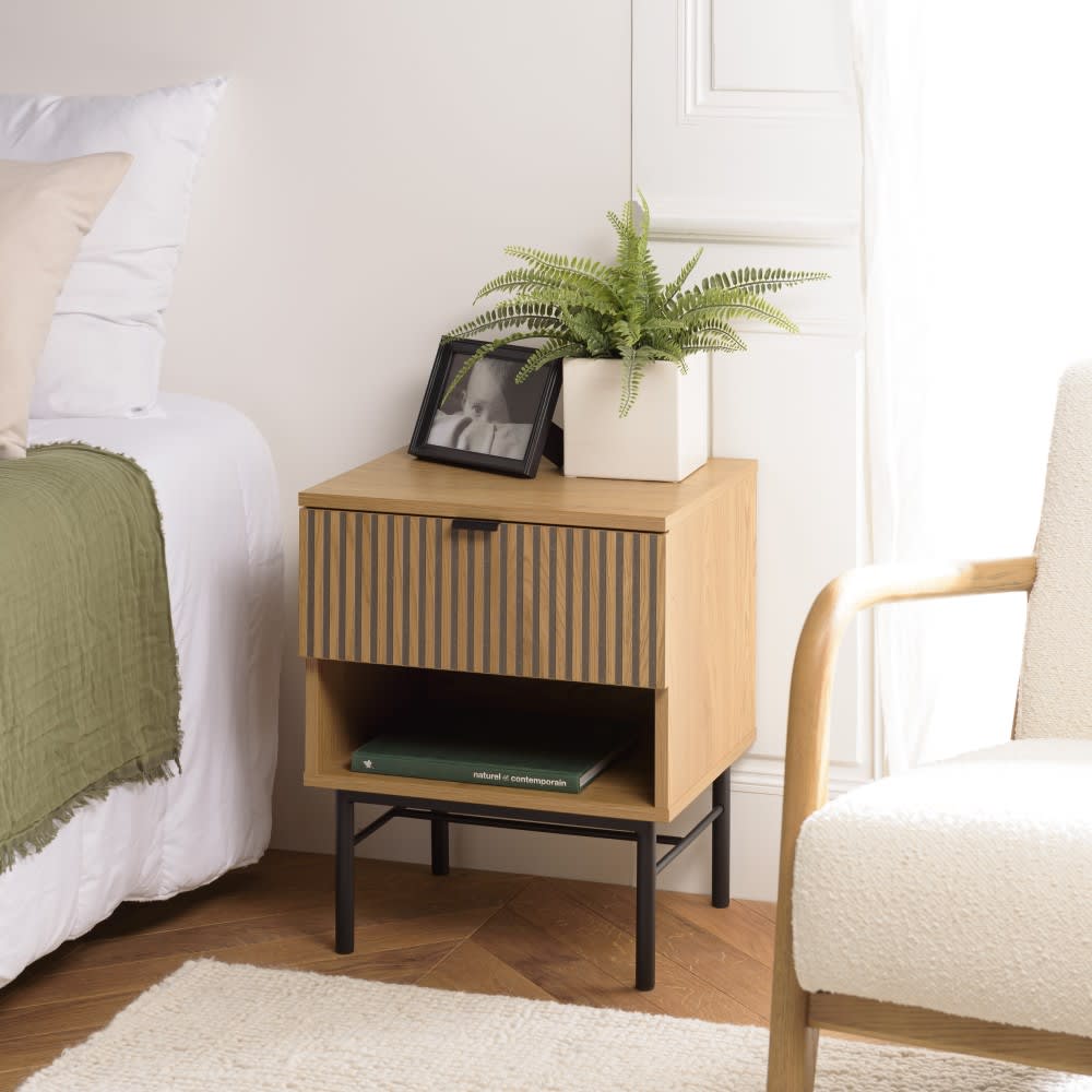 Chevet 1 tiroir décor effet bois rainuré noir et naturel - Maisons du Monde
