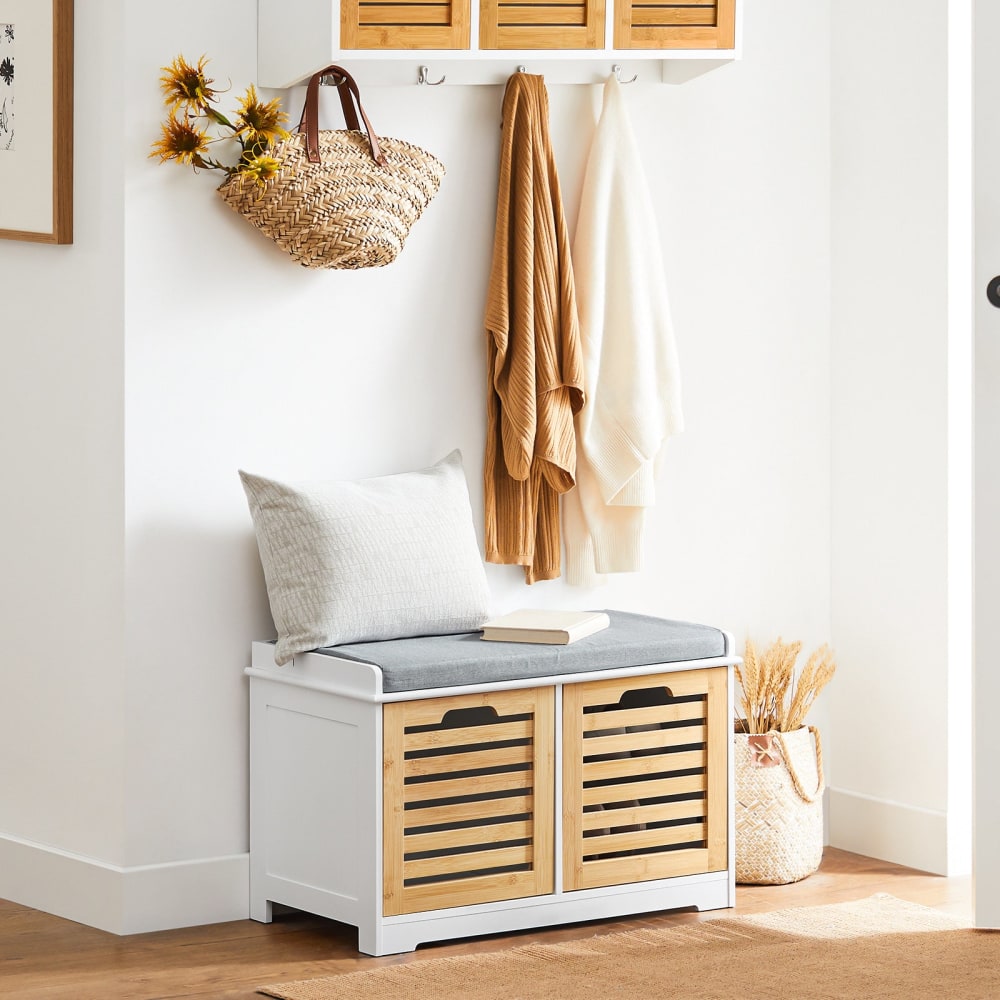 Banc à chaussures avec coussin rembourré, 2 portes et 4 compartiments - Maisons du Monde