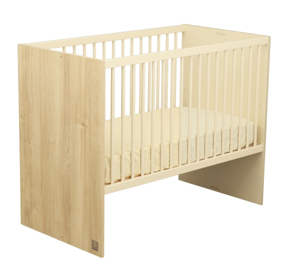 Lit+bebe+evolutif+avec+tetes+panneaux+imitation+bois