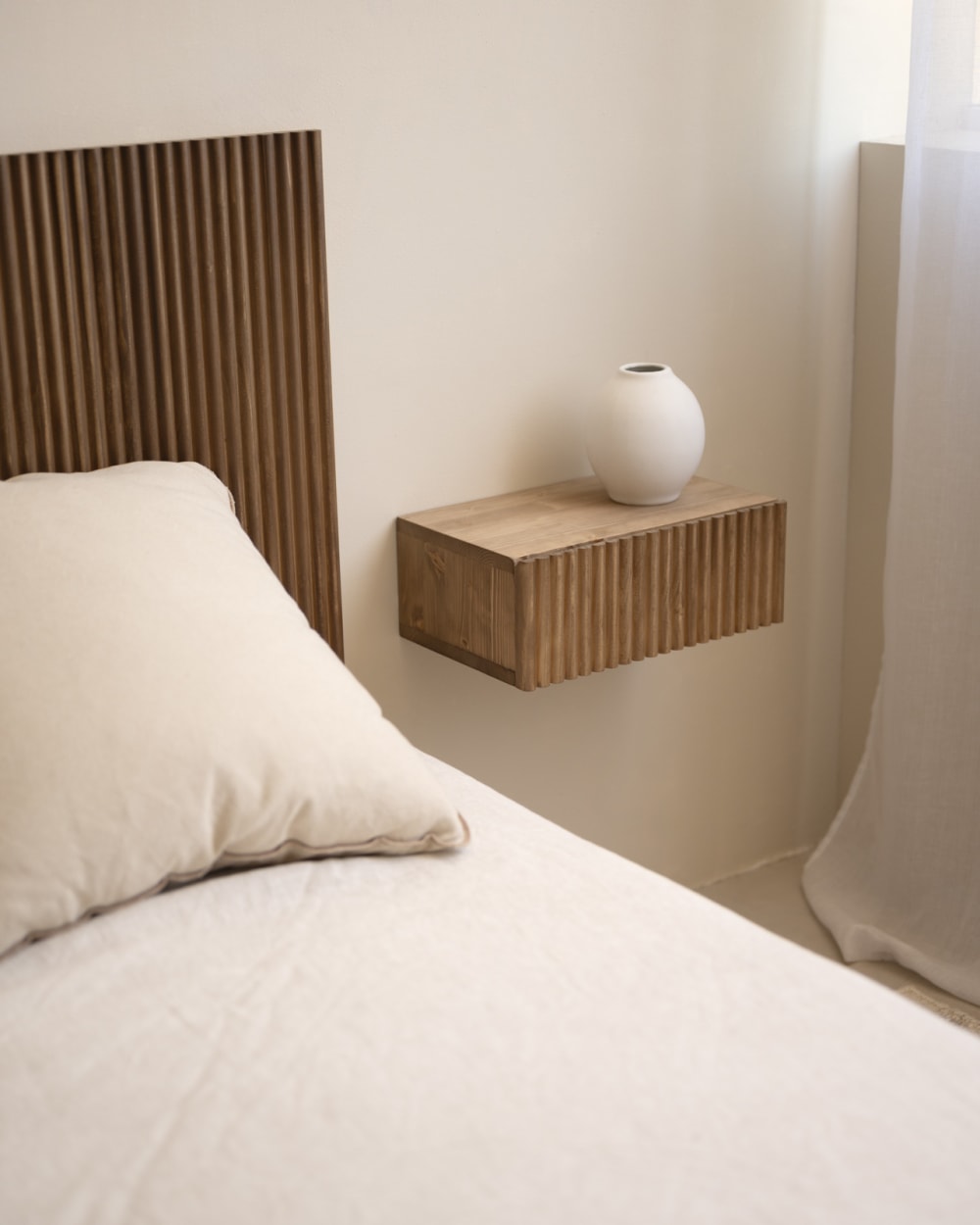 Ensemble 2 tables de chevet flottantes en bois vieilli 40cm - Maisons du Monde