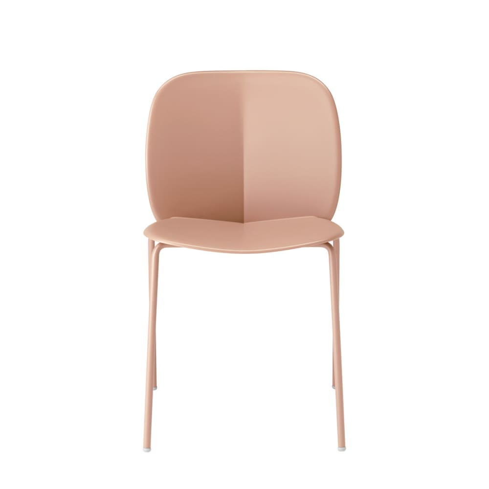 chaise design en plastique