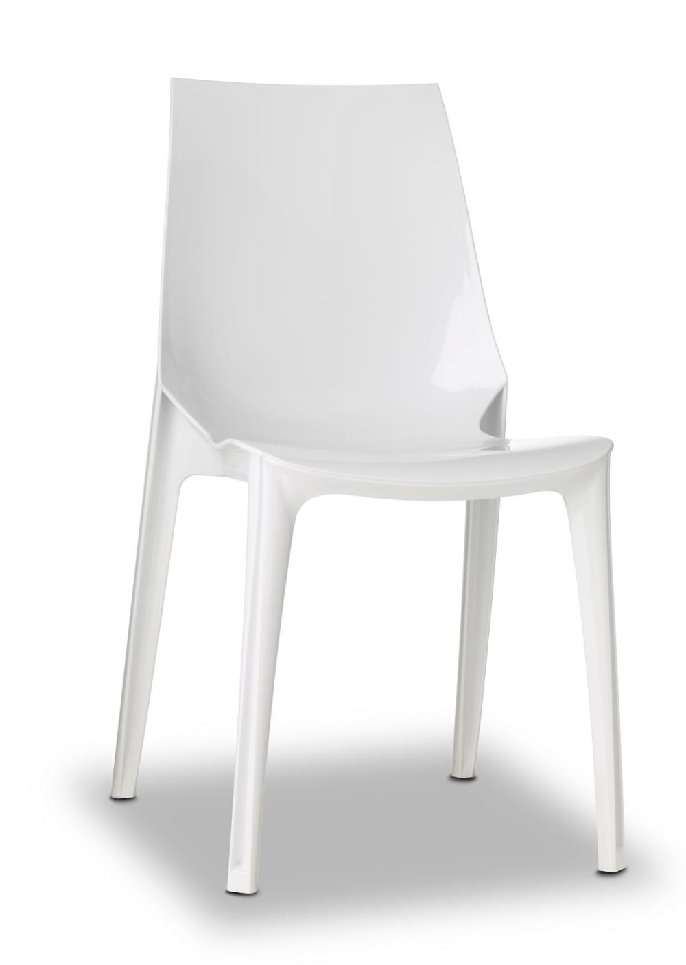 Chaise design en plastique