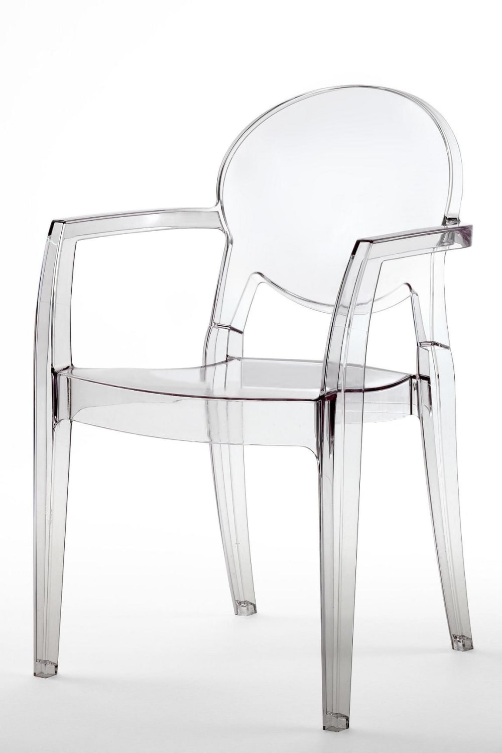 Chaise design en plastique
