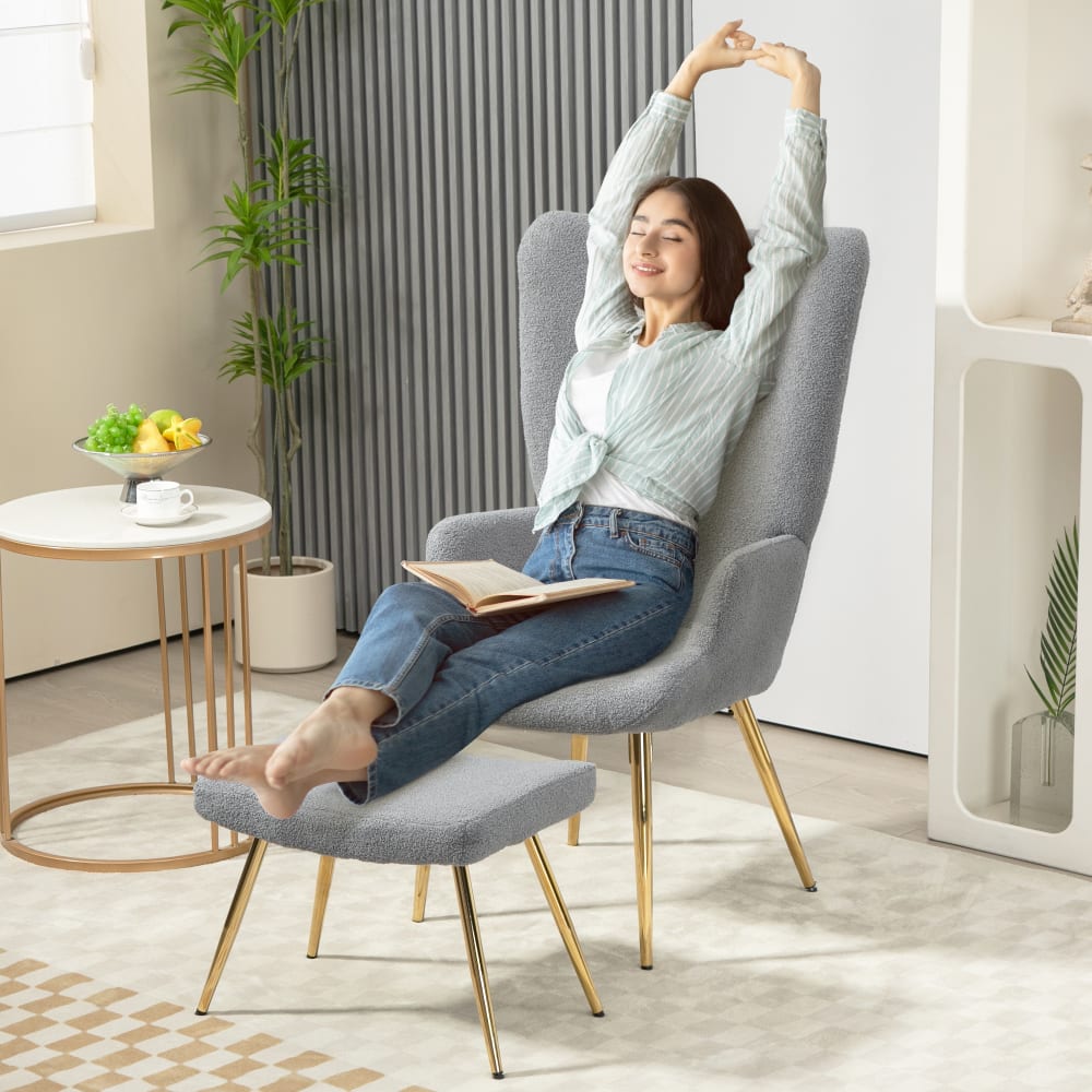 Ensemble fauteuil à oreilles repose-pied style néo-rétro gris