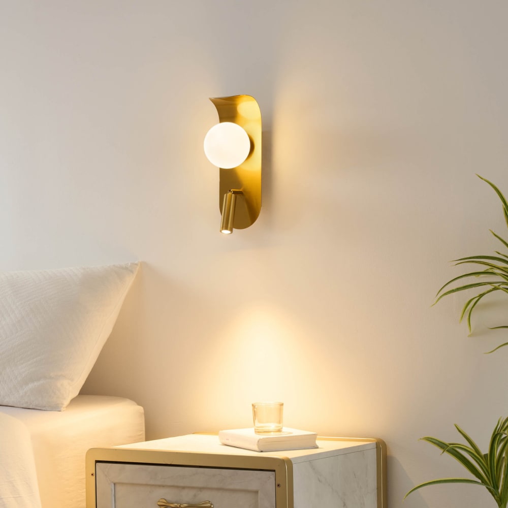 Applique en verre laiton et blanc 29 cm - Maisons du Monde