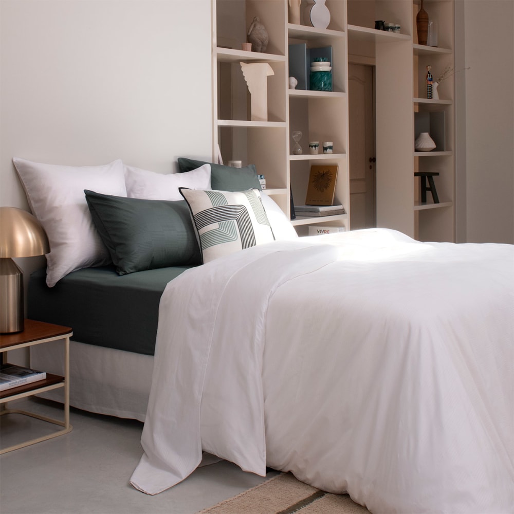 Taie d'oreiller en satin de coton blanc 65 x 65 cm — vue 3