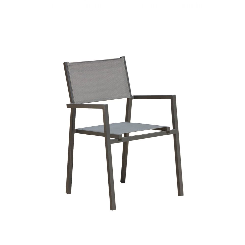 chaises empilables -