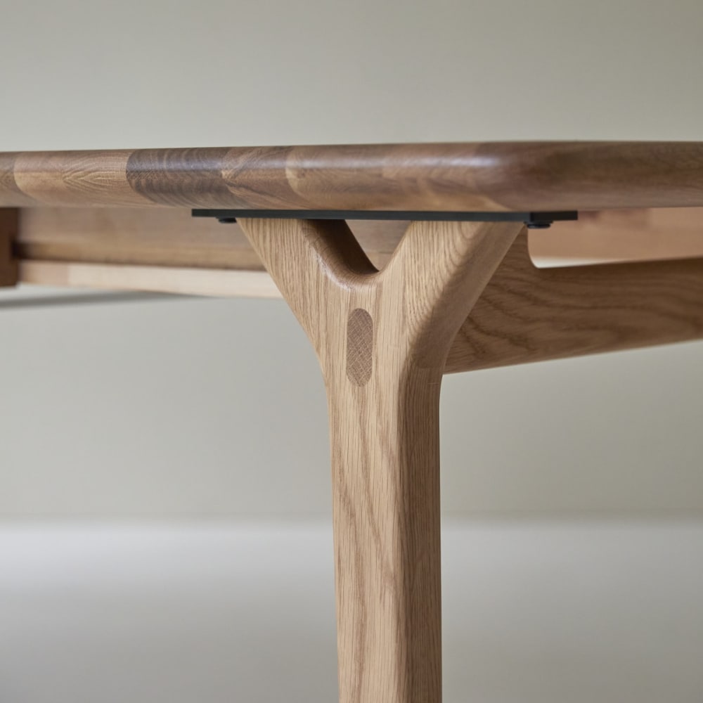 Ausziehtisch aus massiver Eiche 6–12 Pers. - Maisons Du Monde