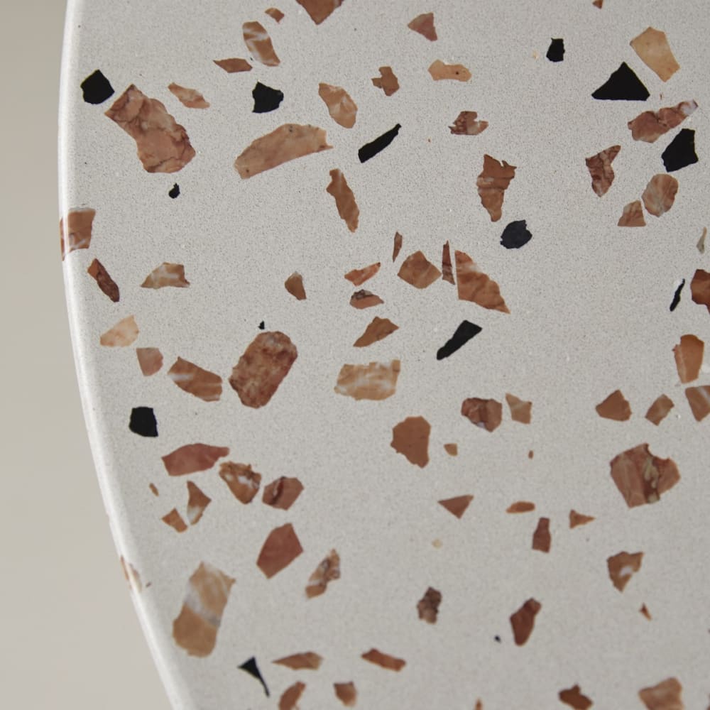 Runder Tisch aus Premium-Terrazzo und massivem Akazienholz,