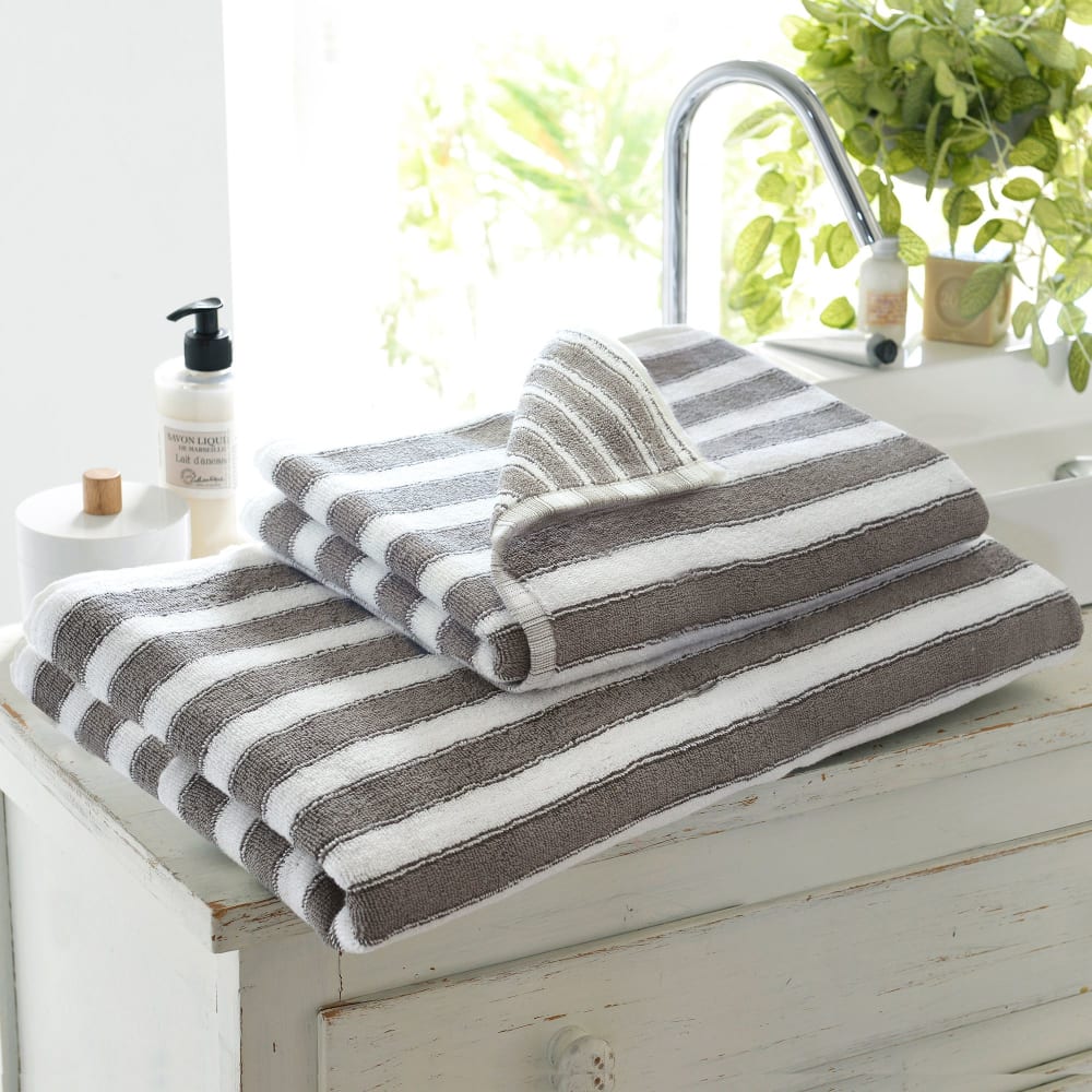 Lot de 2 gants de toilette en coton 500 g/m² gris 15x21 cm — vue 4
