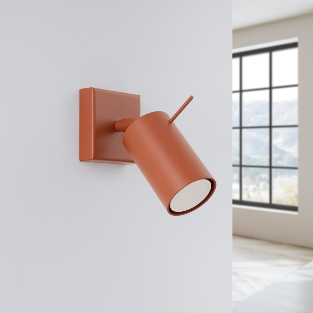Wandleuchte aus Stahl in roter Ocker - Maisons Du Monde