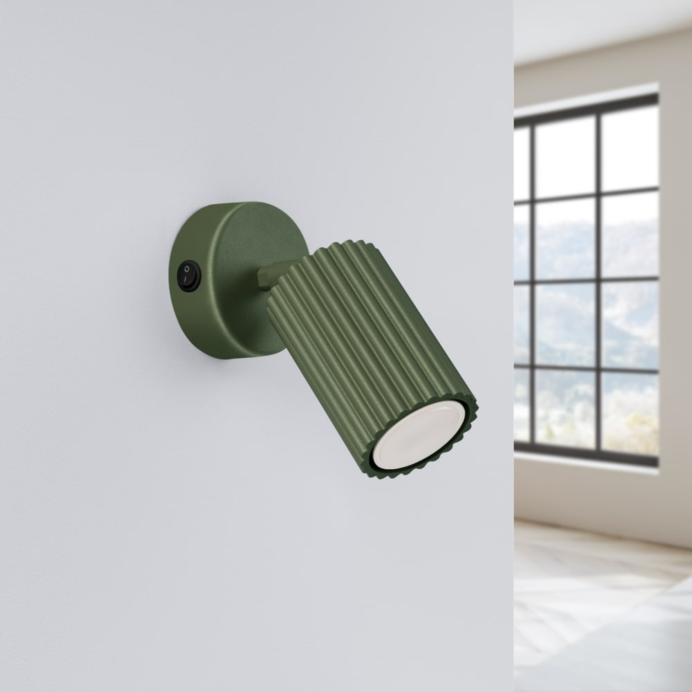 Wandleuchte aus Aluminium in olivgrün - Maisons Du Monde