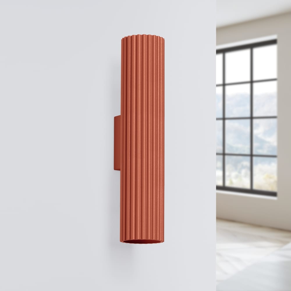 Wandleuchte aus Aluminium in roter Ocker - Maisons Du Monde