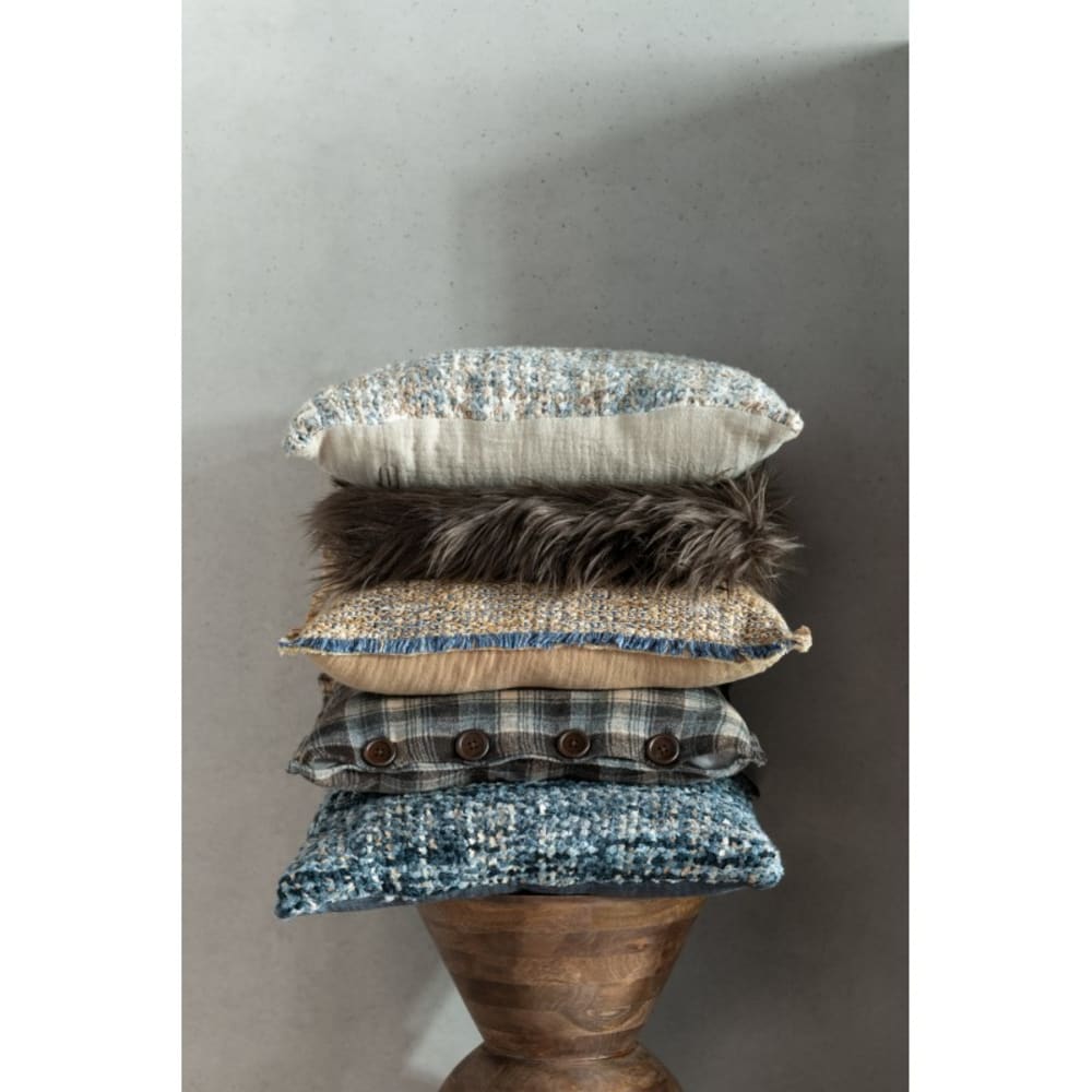 Coussin carré bords effilochés en polyester marron clair 45x45x12cm - Maisons du Monde
