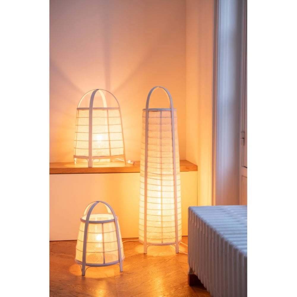 Lampe à poser en tissu et bois beige 36.5x36.5x52.5 cm — vue 4