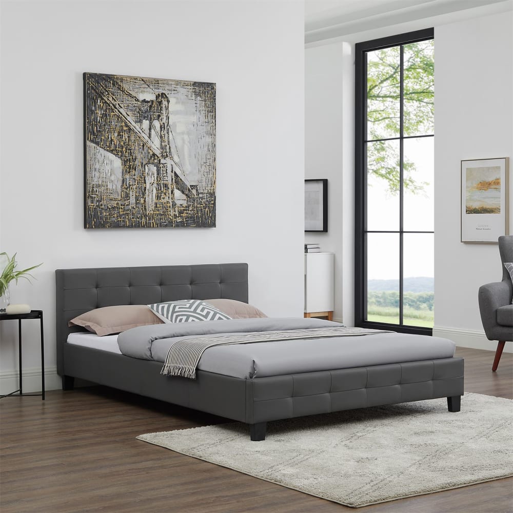Lit double capitonné en simili cuir gris anthracite 140 x 190 cm - Maisons du Monde