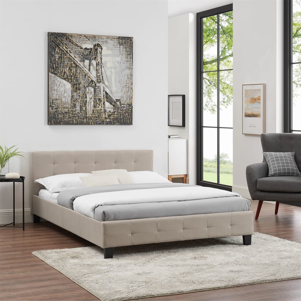 Lit double capitonné en tissu beige 140 x 190 cm - Maisons du Monde