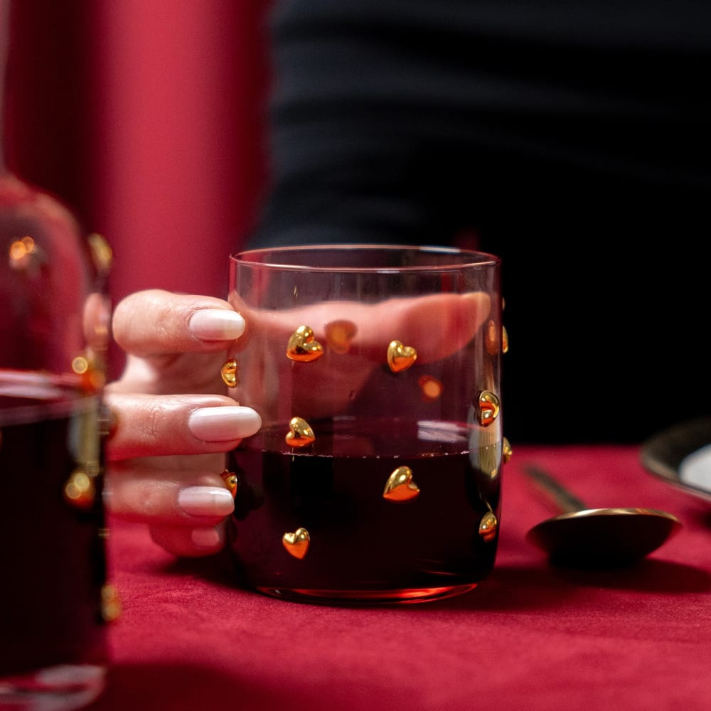 Lot de 4 - verre à eau en verre rose coeurs dorés - Maisons du Monde