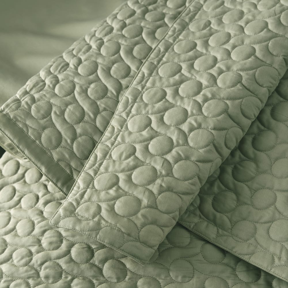 Couvre-lit en satin de coton bio vert 260x240 - Maisons du Monde