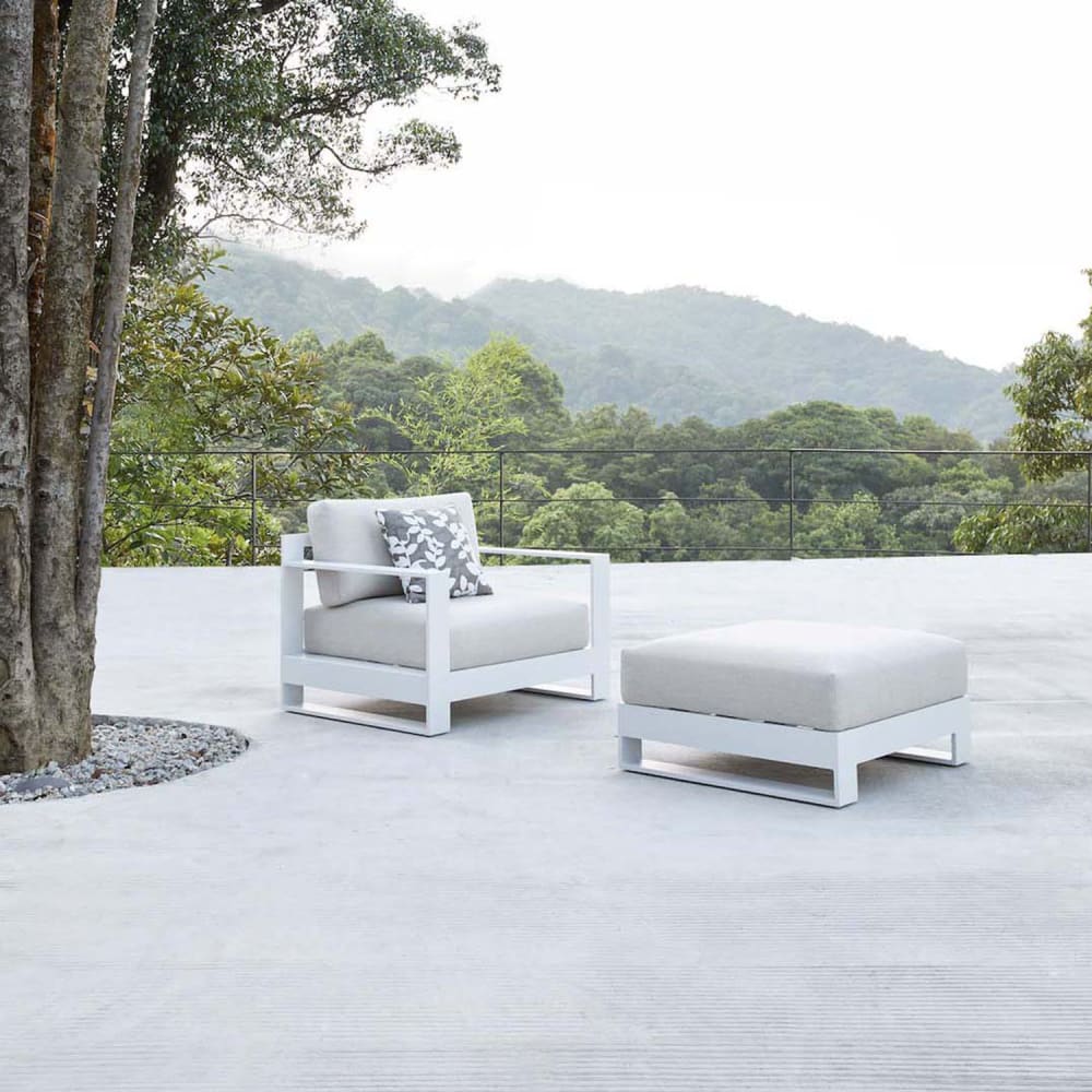 Fauteuil blanc L98 x P79.5 x H65 cm - Maisons du Monde