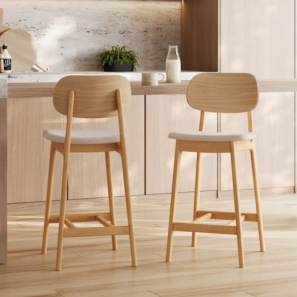 Lot de 2 chaises pour îlot central 66 cm en bois clair et tissu beige