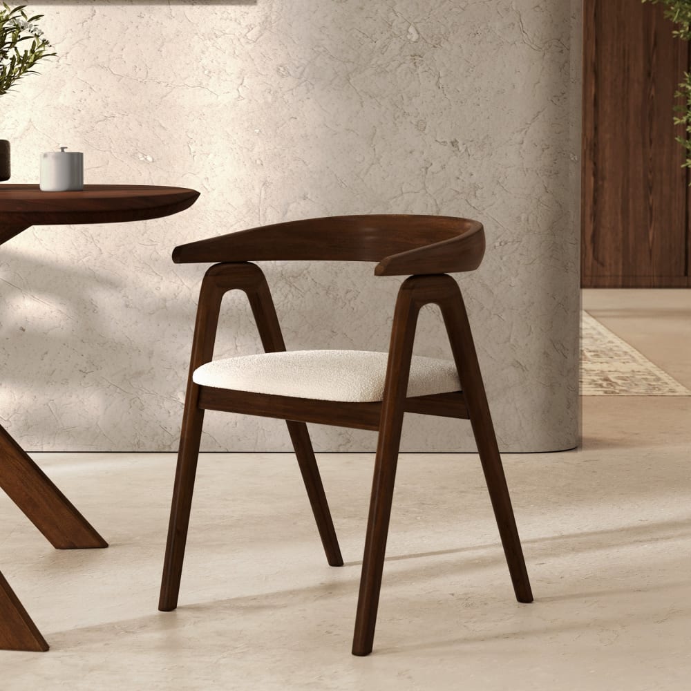 Chaise en bois d'hévéa foncé et tissu bouclé crème - Maisons du Monde