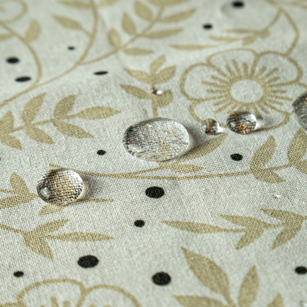 Lot nappe rectangle + 4 serviettes de table déperlante floral - Maisons du Monde