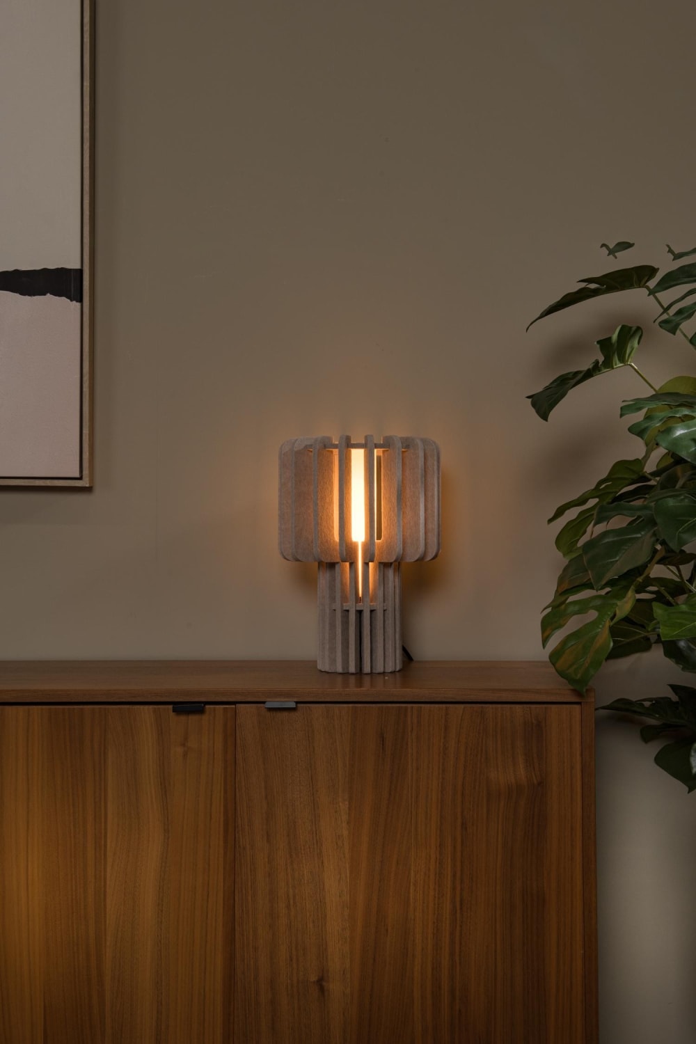 Lampe de table feutrine taupe - Maisons du Monde